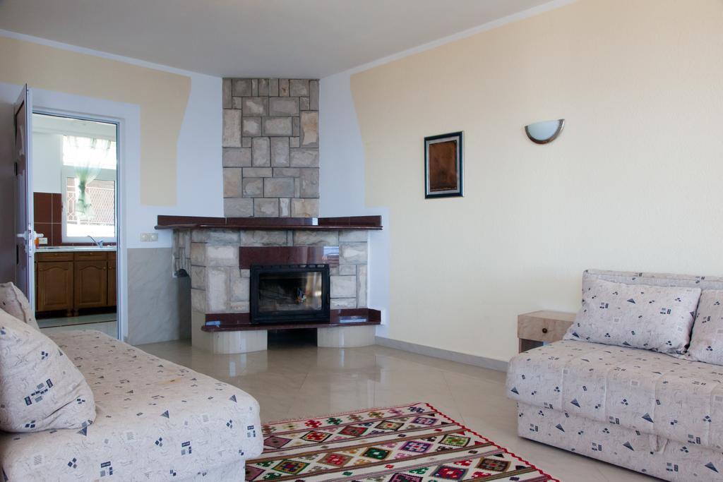 Apartments Amina Ulcinj Room photo