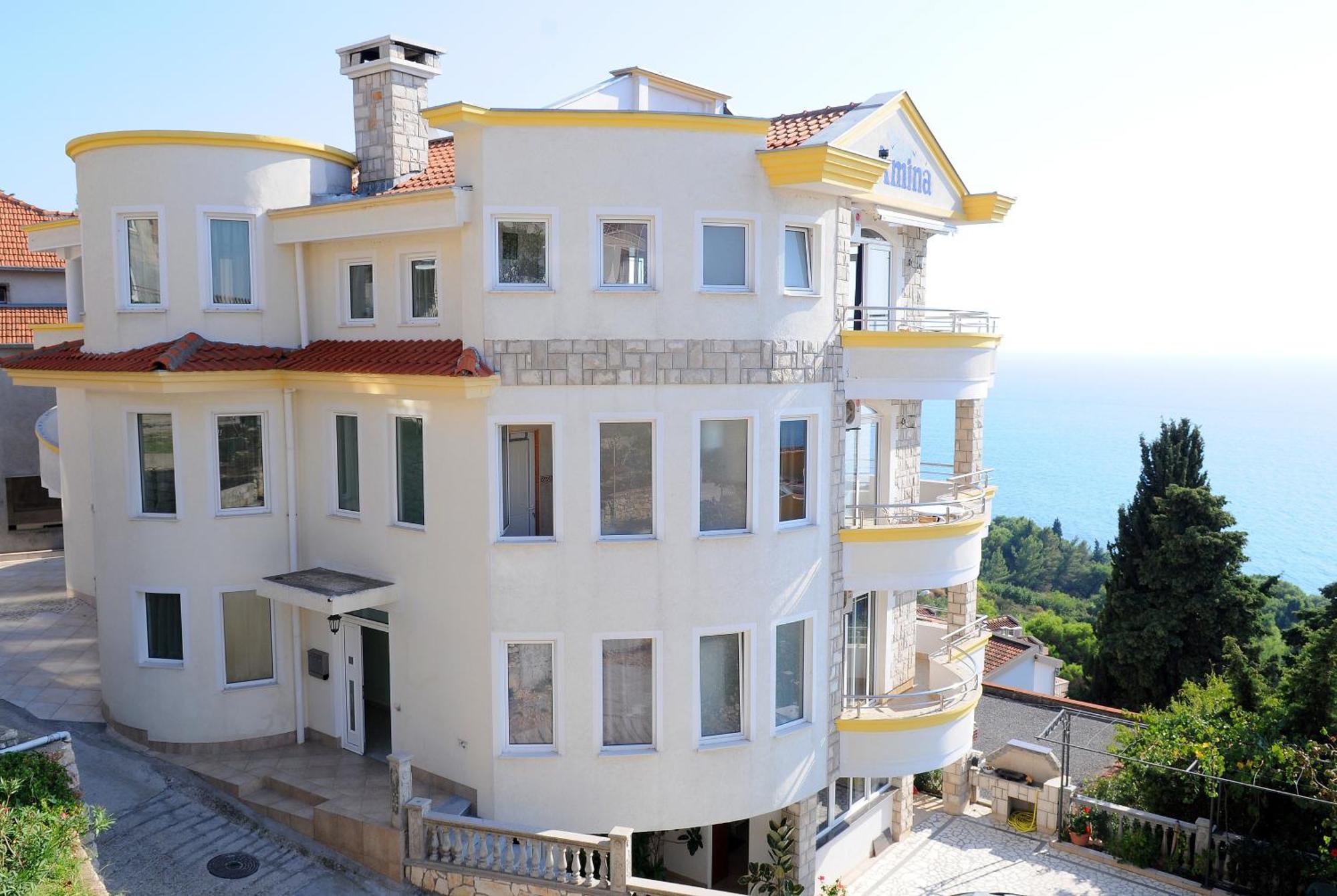 Apartments Amina Ulcinj Exterior photo